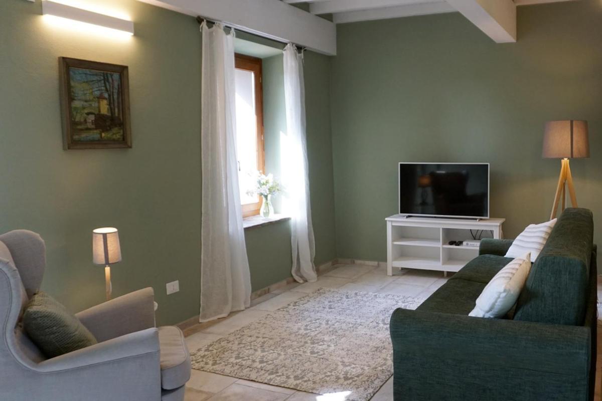 Agriturismo Cheloni Guasticce Экстерьер фото